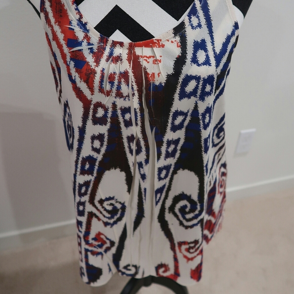 Printed Sleeveless Top - Picture 4 of 7